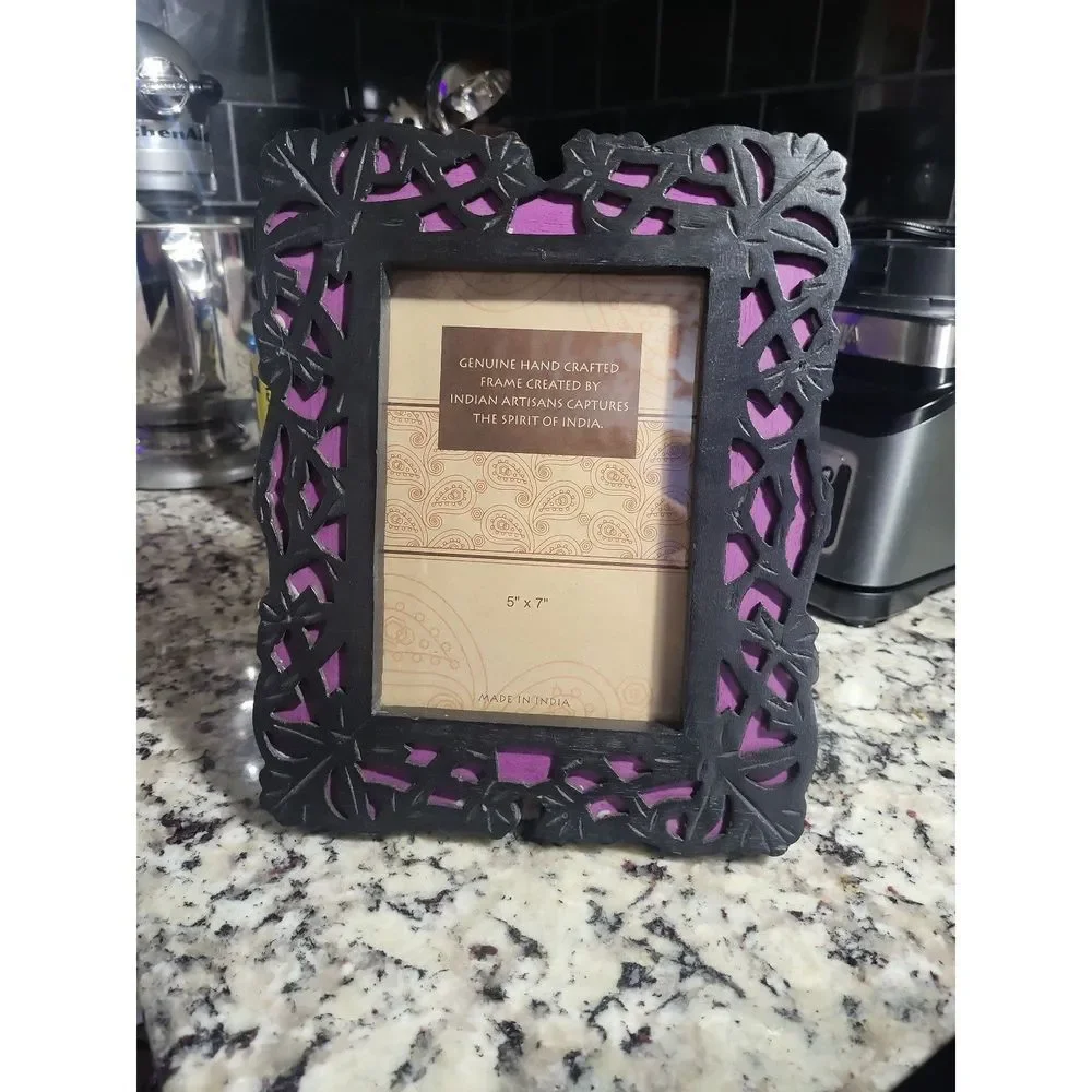 Picture frame - Picture 3 of 7